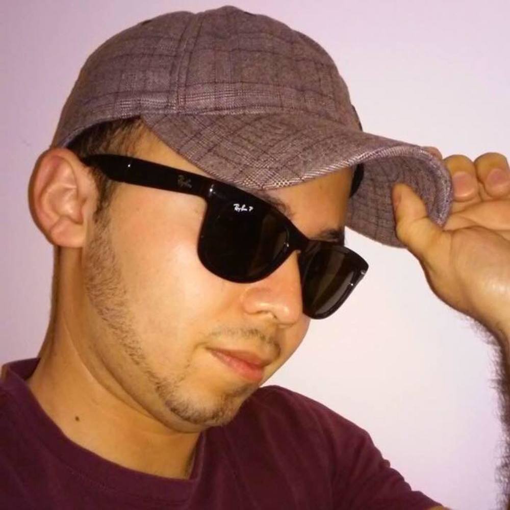 Meet your Posher, Dantony